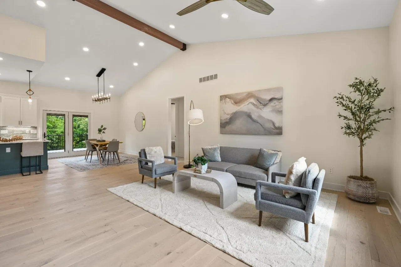 20904 Augusta Drive custom home — photo 3