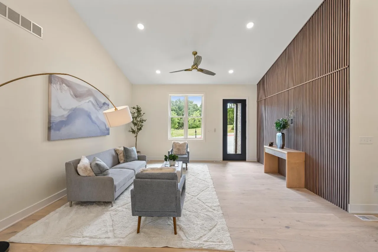 20904 Augusta Drive custom home — photo 4