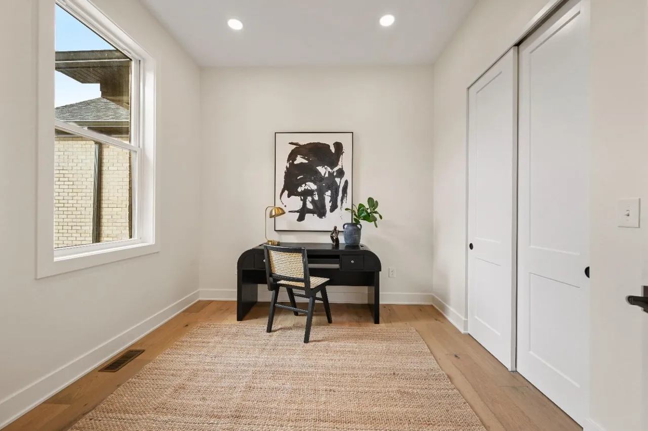 20950 Augusta Drive custom home — photo 16