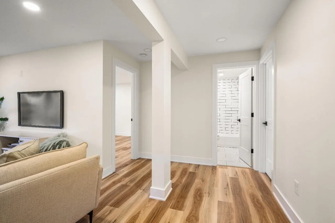 20950 Augusta Drive custom home — photo 26